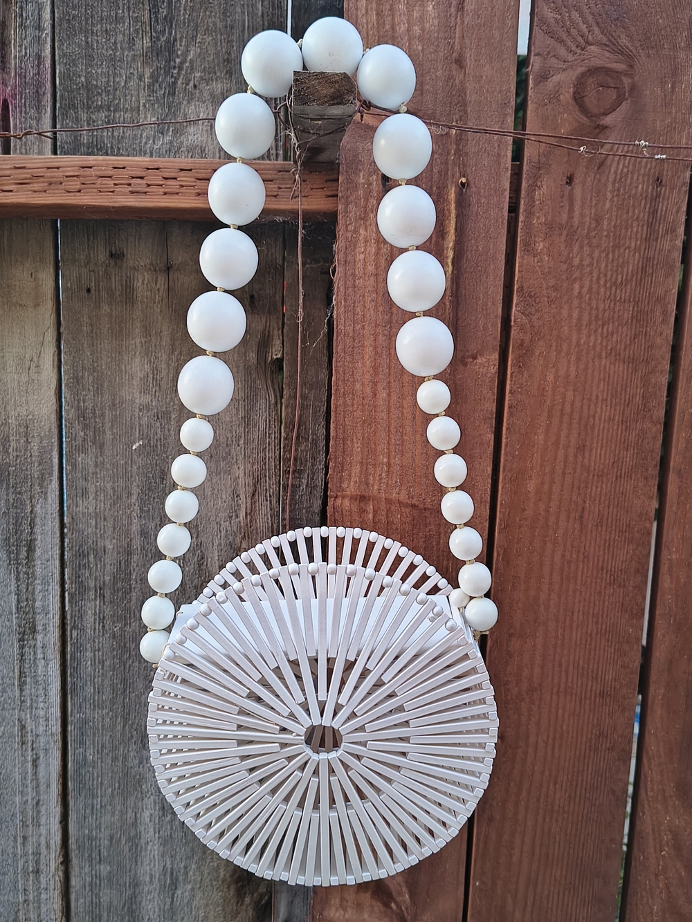 Luna Bamboo White Shoulder Bag Round Shape Beaded Shoulder Strap Flat Closure